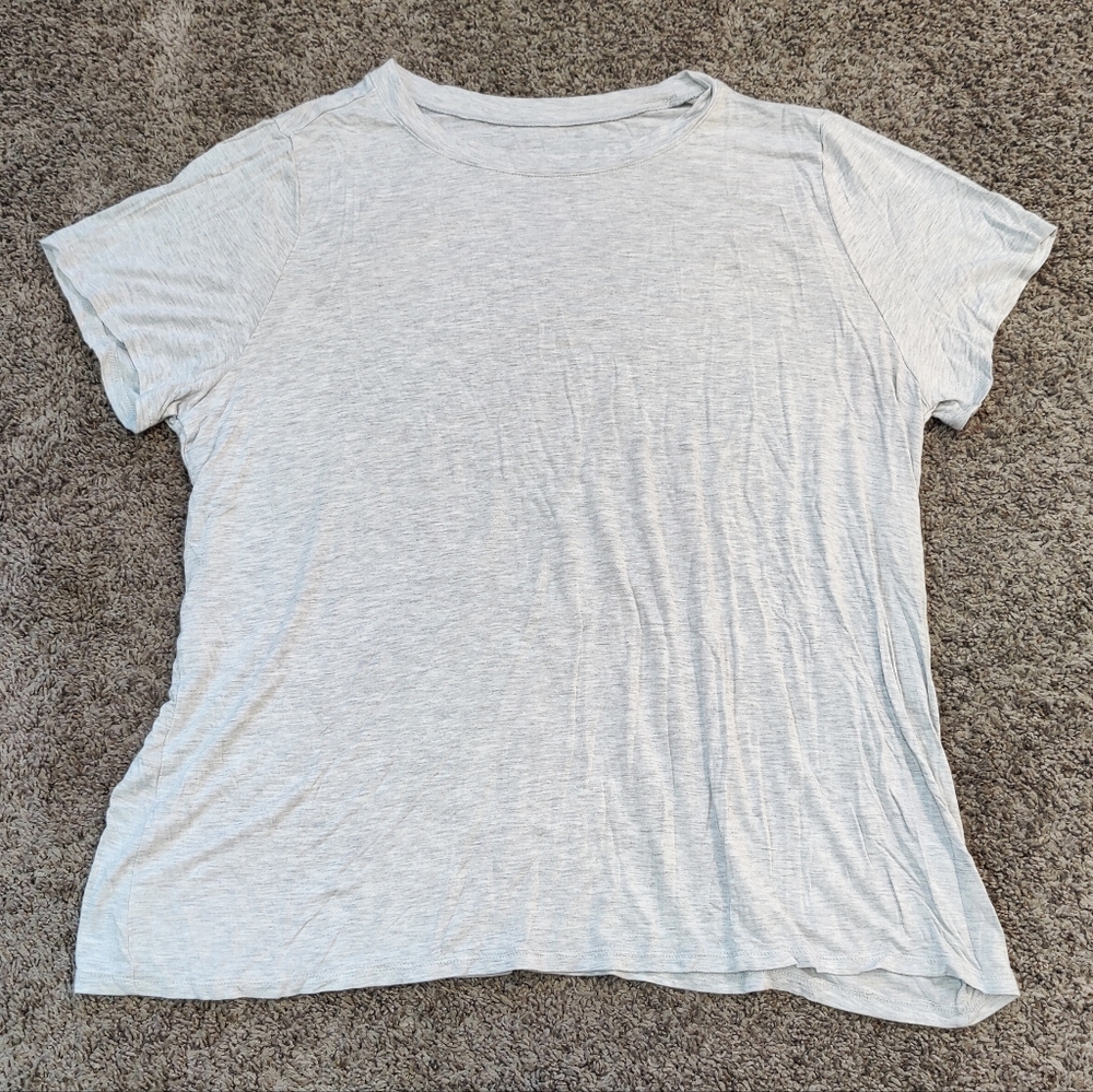 Torrid Light Gray Short Sleeve Tee